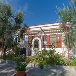 B&B Lido Dei Pini מלון דירות *