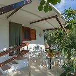 B&B Lido Dei Pini מאטינאטה