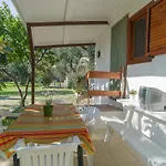 מלון דירות B&B Lido Dei Pini *