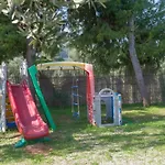 B&B Lido Dei Pini * מאטינאטה