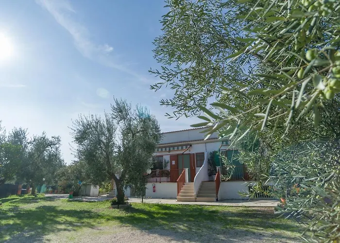 Aparthotel B&B Lido Dei Pini *