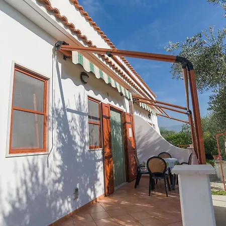 B&B Lido Dei Pini アパートホテル マッティナータ