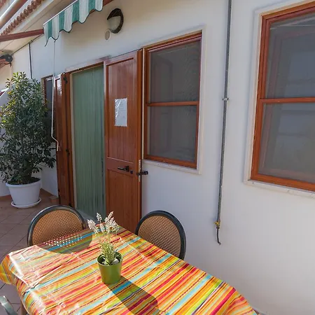 B&B Lido Dei Pini アパートホテル マッティナータ