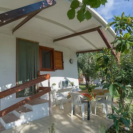 B&B Lido Dei Pini マッティナータ