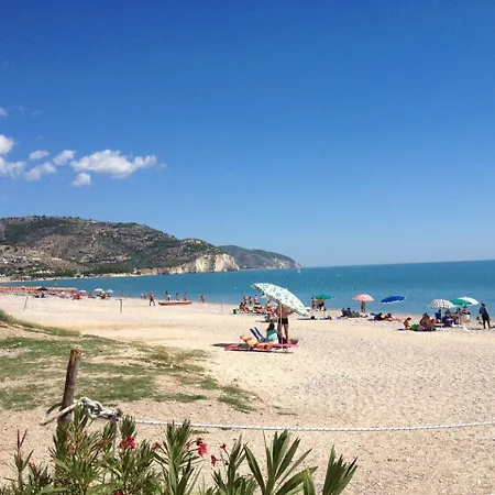 Apartmanhotel B&B Lido Dei Pini