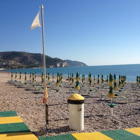 B&B Lido Dei Pini * マッティナータ