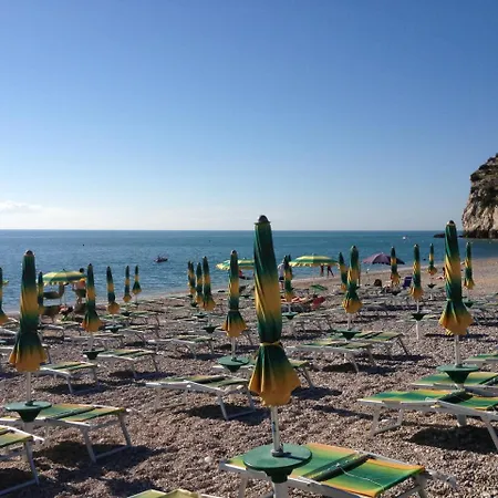 B&B Lido Dei Pini マッティナータ