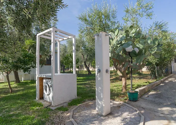 B&B Lido Dei Pini * מאטינאטה