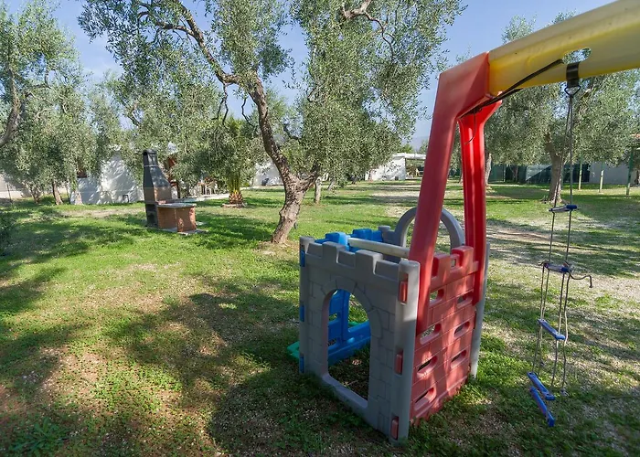 B&B Lido Dei Pini מלון דירות *