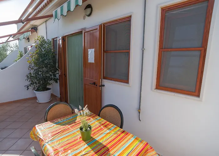 B&B Lido Dei Pini מלון דירות מאטינאטה