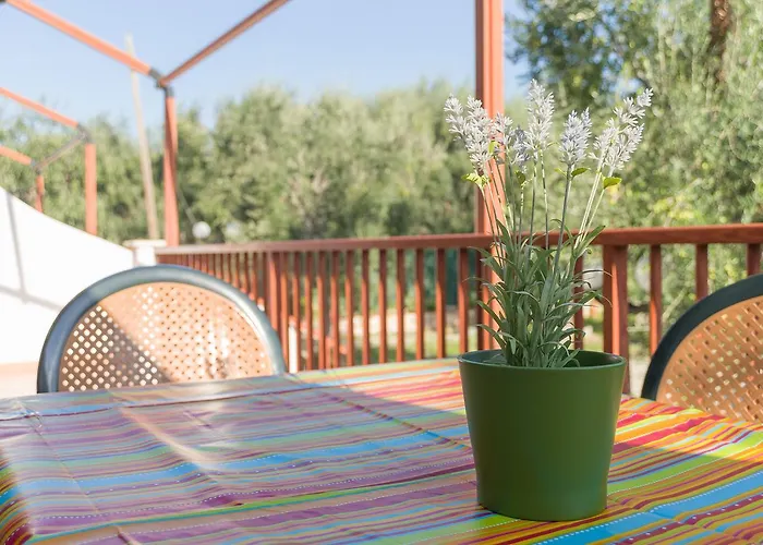 B&B Lido Dei Pini מלון דירות *