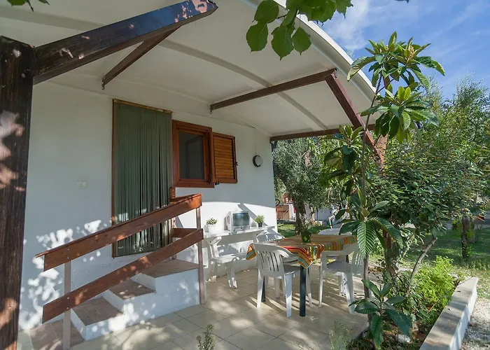 B&B Lido Dei Pini מאטינאטה