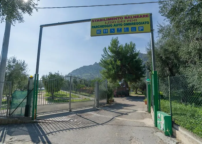 B&B Lido Dei Pini * מאטינאטה