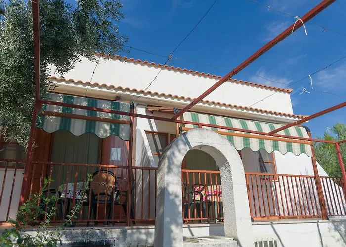 B&B Lido Dei Pini * מאטינאטה