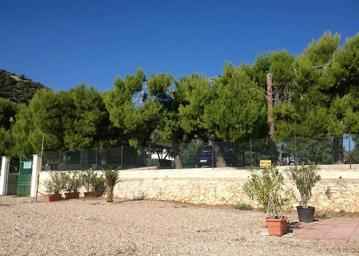 B&B Lido Dei Pini * מאטינאטה