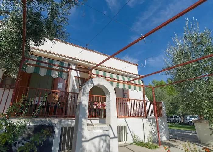 B&B Lido Dei Pini מלון דירות מאטינאטה